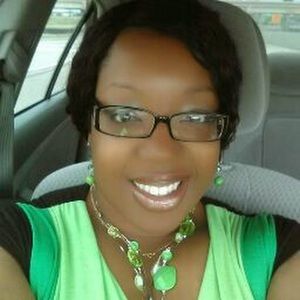 Meet your Posher, Lydia